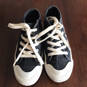 Zara high top sneakers size EUR 34 US 2-2.5 girl